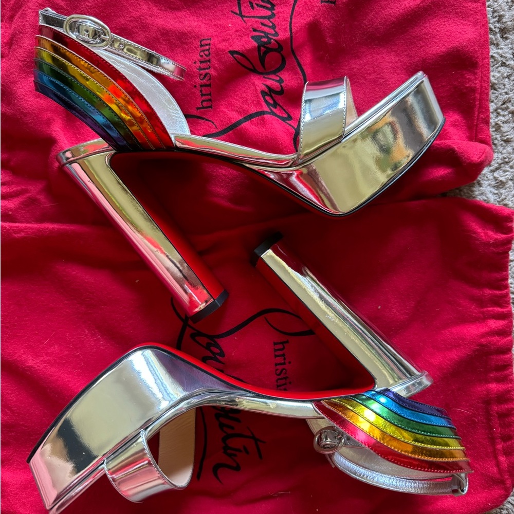 Size 39 Christian Louboutin Arkendisc Alta 130 Heels.